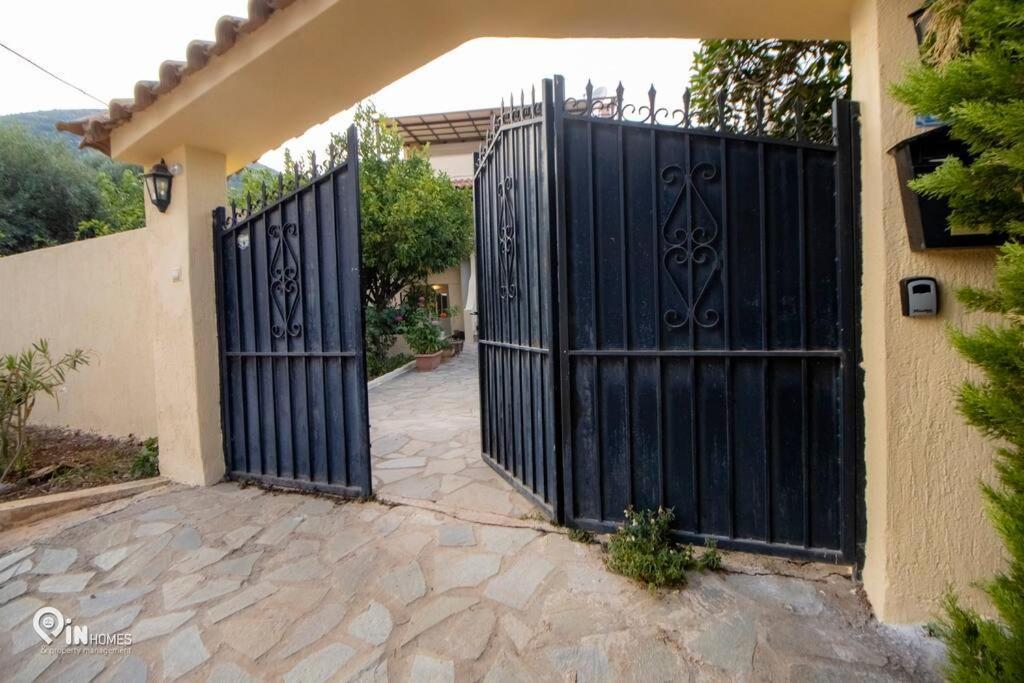 Odysseus Cozy Home Nea Makri Exterior photo