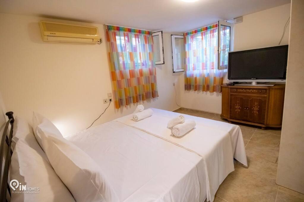 Odysseus Cozy Home Nea Makri Exterior photo
